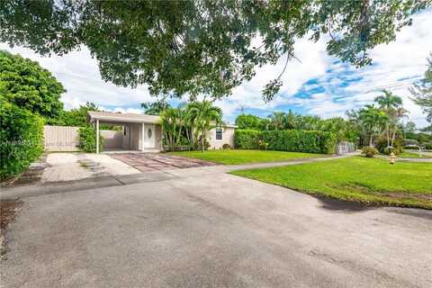 421 NE 44th St, Deerfield Beach, FL 33064