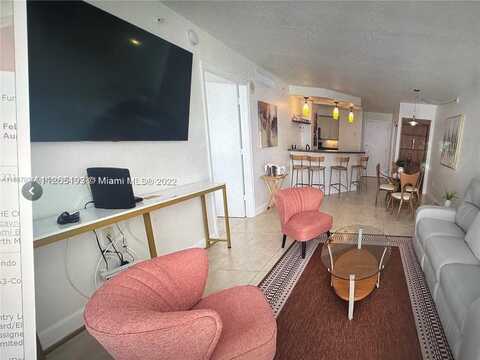 6917 Collins Ave, Miami Beach, FL 33141