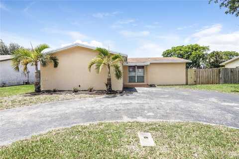 9611 Johnson St, Pembroke Pines, FL 33024