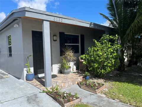 3135 SW 64th Ave, Miami, FL 33155