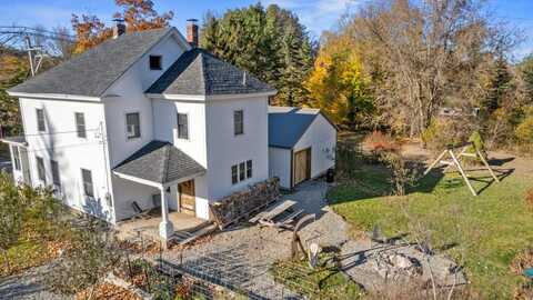 20 Crosby Street, Orono, ME 04473