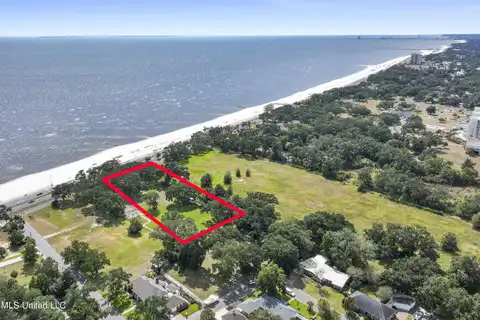 1914 Beach Drive, Gulfport, MS 39507