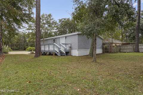 6012 Charles Street, Ocean Springs, MS 39564