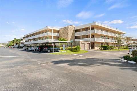 4915 BAY STREET NE, Saint Petersburg, FL 33703