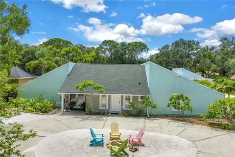8900 143RD STREET, SEMINOLE, FL 33776