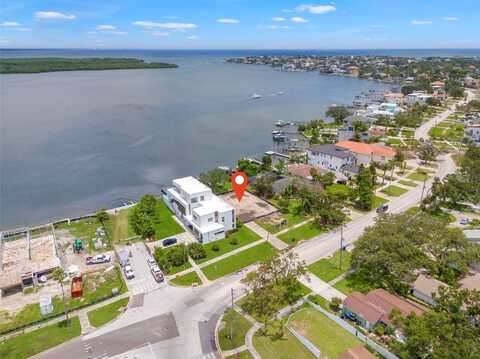 6151 BAYOU GRANDE BOULEVARD NE, Saint Petersburg, FL 33703
