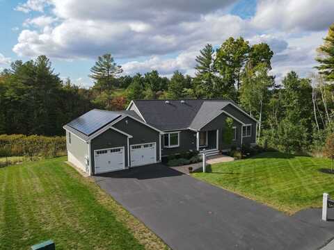 237 Woodland Way, Ayer, MA 01432