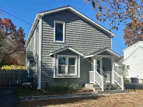 727 Myrtle Avenue, West Islip, NY 11795