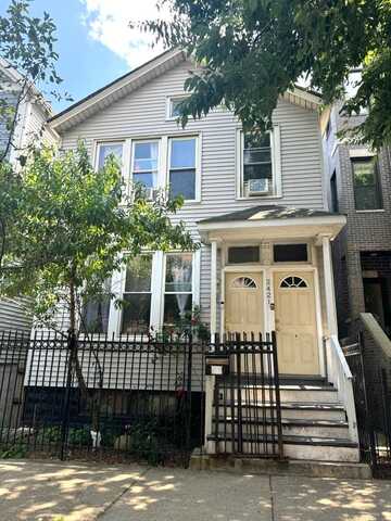 2421 W HOMER Street, Chicago, IL 60647