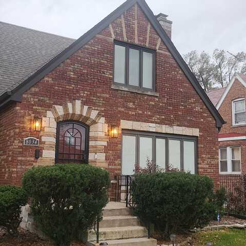 8034 S Clyde Avenue, Chicago, IL 60617