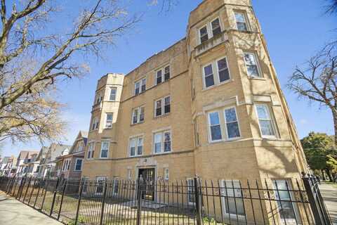 4105 N Lawndale Avenue, Chicago, IL 60618