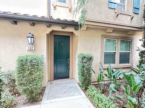 162 Pathway, Irvine, CA 92618