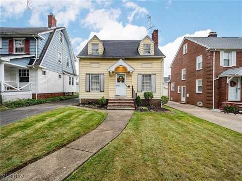 1148 Oxford Road, Cleveland Heights, OH 44121