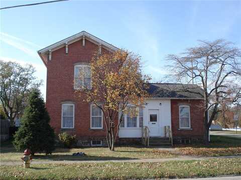 112 S Eagle Street, Geneva, OH 44041