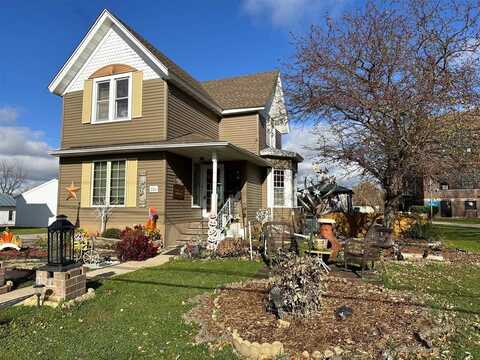 304 Garland St W, West Salem, WI 54669