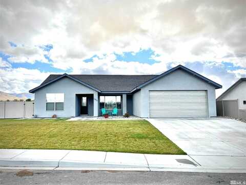 5610 Packsaddle Dr, Winnemucca, NV 89445