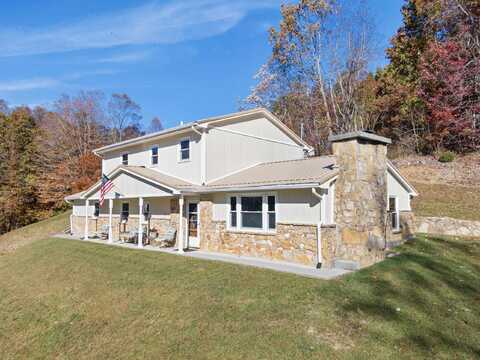 4550 Wayside Drive, Christiansburg, VA 24073