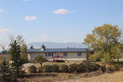 24 Quarter Horse Ln, Cody, WY 82414