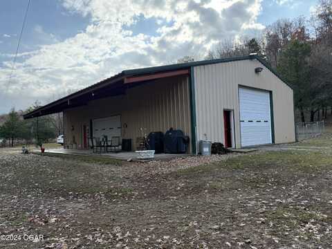 223 Molder Road, Powell, MO 65730