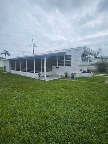 10549 1st lane north, Saint Petersburg, FL 33716