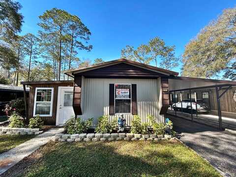 13582 E Hwy 40, Silver Springs, FL 34488