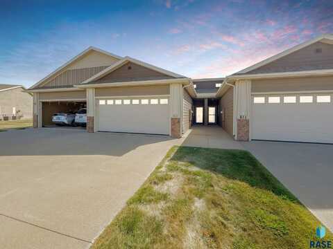 813 E El Dorado Ct, Sioux Falls, SD 57108