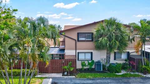 4267 S Landar Drive, Lake Worth, FL 33463