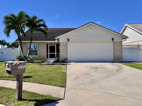 5096 Arbor Glen Circle, Lake Worth, FL 33463