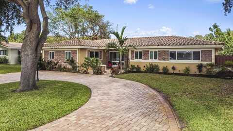 2071 NE 27th Street, Lighthouse Point, FL 33064