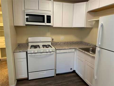 7254 72nd Lane N, Brooklyn Park, MN 55428