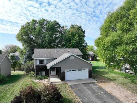 Xx32 Creekside Drive, Waconia, MN 55387