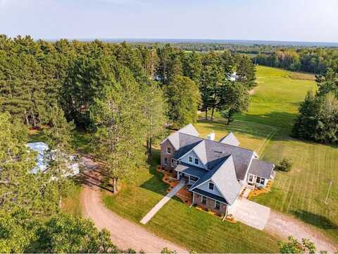 3168 Pioneer Road, Blackhoof Twp, MN 55707