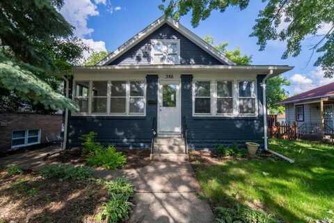 388 Snelling Avenue S, Saint Paul, MN 55105