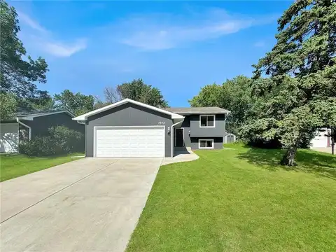 7664 Capetown Plaza, Woodbury, MN 55125