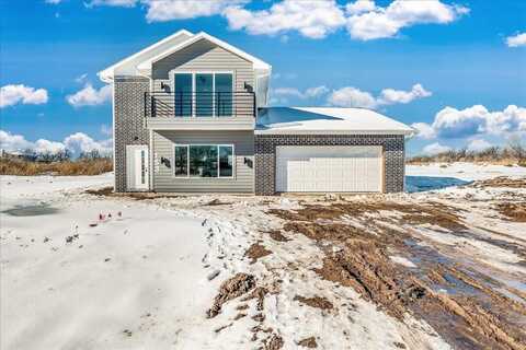 153 S Sycamore St, Valley Center, KS 67147