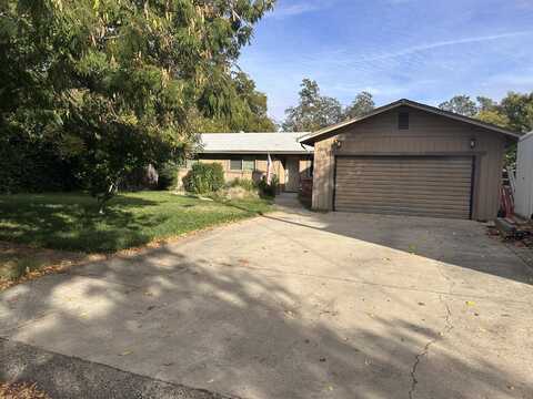 1909 Lindeena Lane, Redding, CA 96002