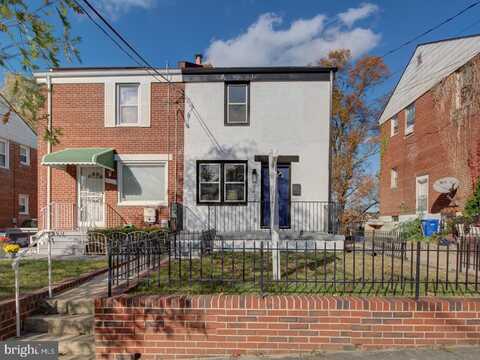 5424 C STREET SE, WASHINGTON, DC 20019