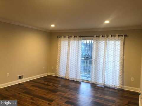 28 ASPEN COURT, HAMILTON, NJ 08619