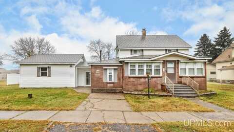 312 Birch, Kingsford, MI 49802