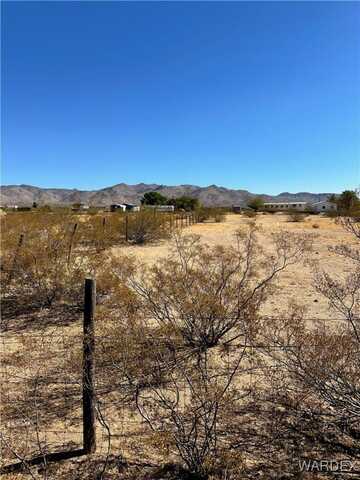 Lot 207b N Araby Road, Golden Valley, AZ 86413