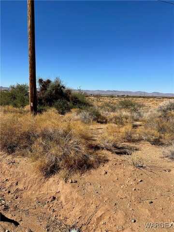 Lot 207a N Araby Road, Golden Valley, AZ 86413