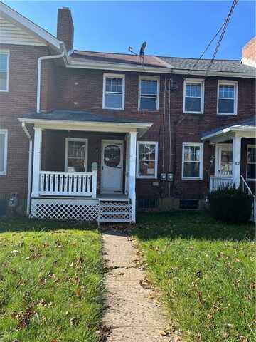 821 Vankirk St, Clairton, PA 15025