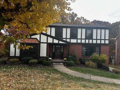 304 WESTBURY DR, Crescent, PA 15108