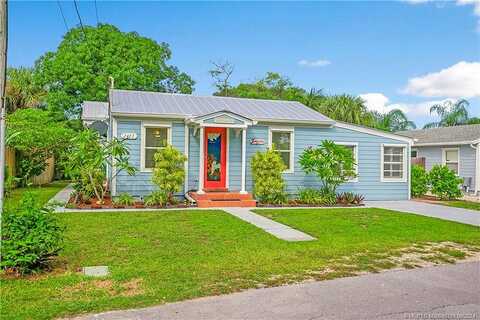 Pine, JENSEN BEACH, FL 34957