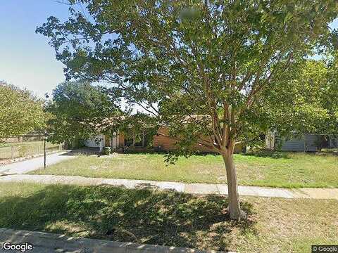 Lazy Lane, NORTH RICHLAND HILLS, TX 76180