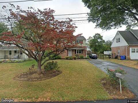 First, NEWTOWN SQUARE, PA 19073