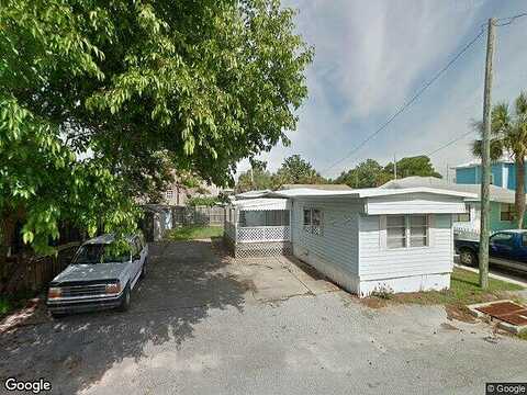 Laureno, PANAMA CITY BEACH, FL 32413