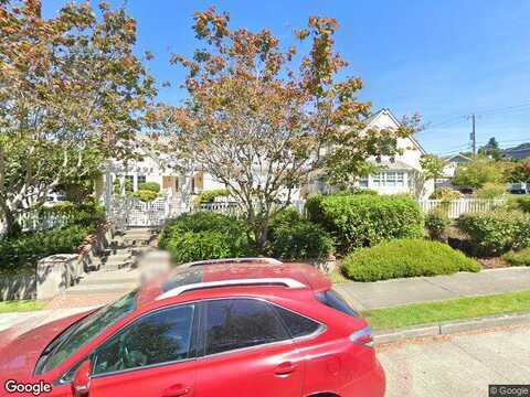 41St, SEATTLE, WA 98105