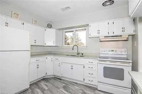 Fairlawn, VIRGINIA BEACH, VA 23455