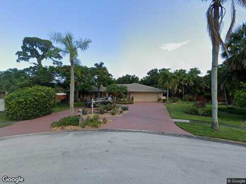 Colonial, INDIAN HARBOUR BEACH, FL 32937